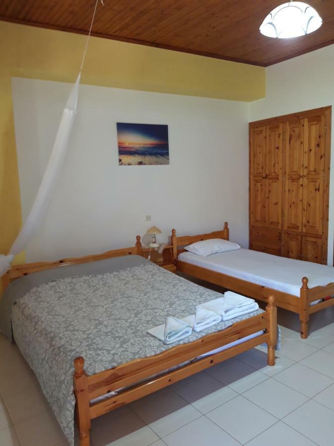 Koutadelias Rooms Каламос Экстерьер фото