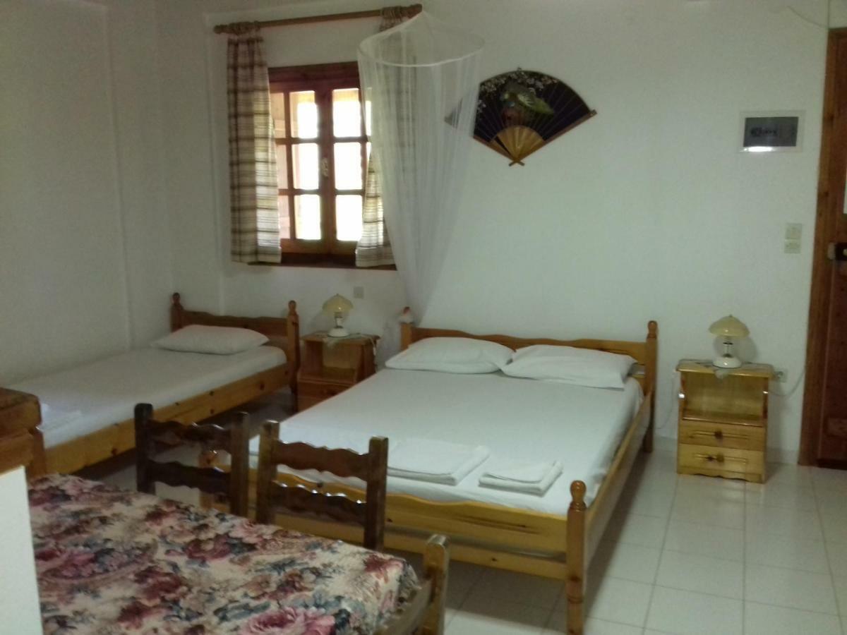 Koutadelias Rooms Каламос Экстерьер фото